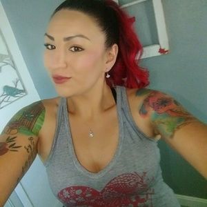 Meet your Posher, Amanda